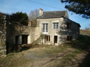 City / village house Gennes