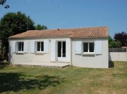 City / village house Landeronde