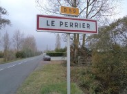 City / village house Le Perrier