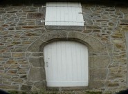 City / village house Mayenne