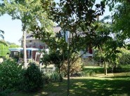 City / village house Montjean