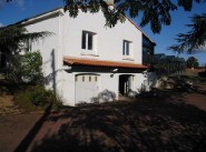 City / village house Vallet