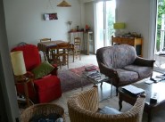 Purchase sale three-room apartment 