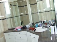 Purchase sale villa Guecelard