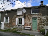 Purchase sale villa Montournais