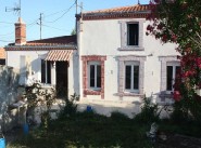 Purchase sale villa Vallet